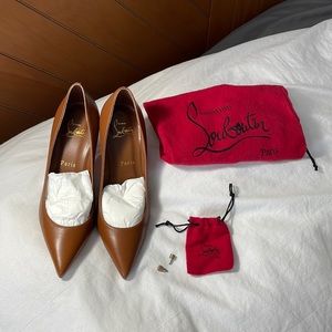 *SOLD* NWOT Louboutin Kate 85 brown nappa leather size 36 w heel caps & dust bag